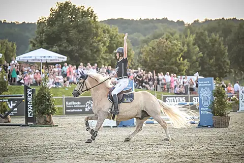 Jubel beim Global Charity Team Cup